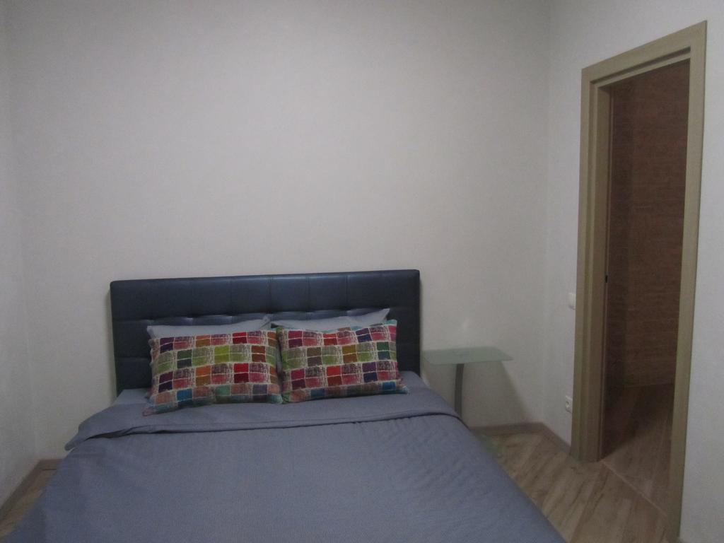Apartments On Henuezskaya 5 โอเดสซา ภายนอก รูปภาพ