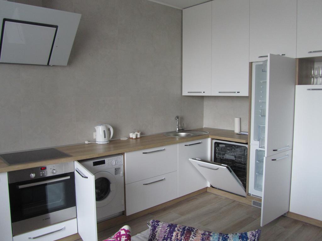 Apartments On Henuezskaya 5 โอเดสซา ภายนอก รูปภาพ