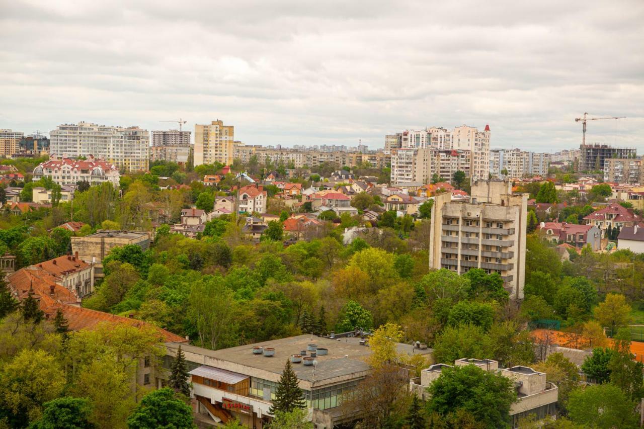 Apartments On Henuezskaya 5 โอเดสซา ภายนอก รูปภาพ